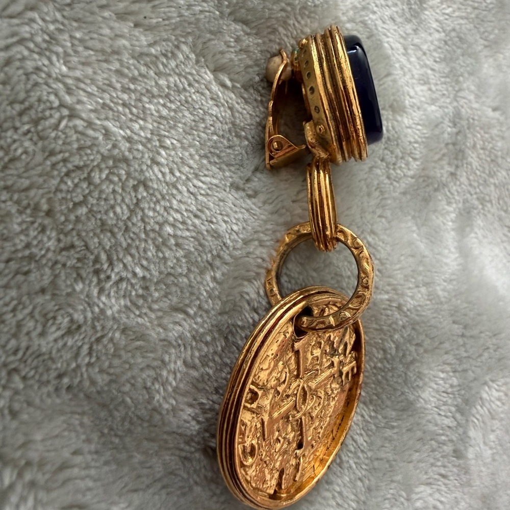 CHANEL Vintage Earrings Gold and Dark Blue Coin Earrings - Picture 6 of 6
